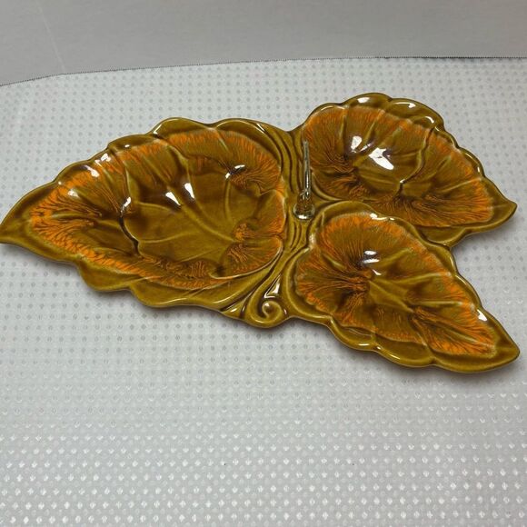 Vintage MCM Santa Anita Ware R-27 Three Leaf Glossy Glazed Art Pottery Dish - Picture 2 of 9